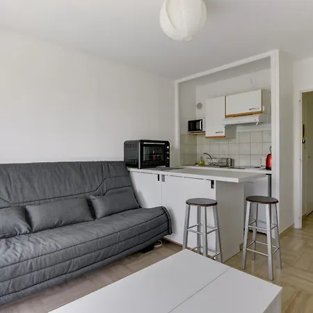 Studio In Calm And Luxurious Apartment Nizza