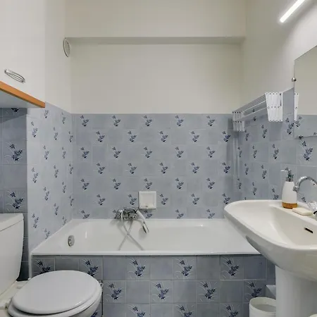 Studio In Calm And Luxurious Apartment Nizza