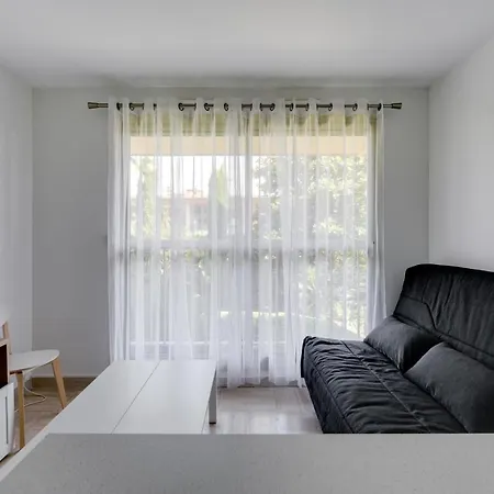 Studio In Calm And Luxurious *